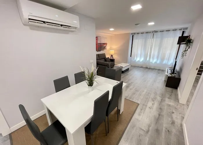 Lägenhet Dau Centro Free Parking Ii